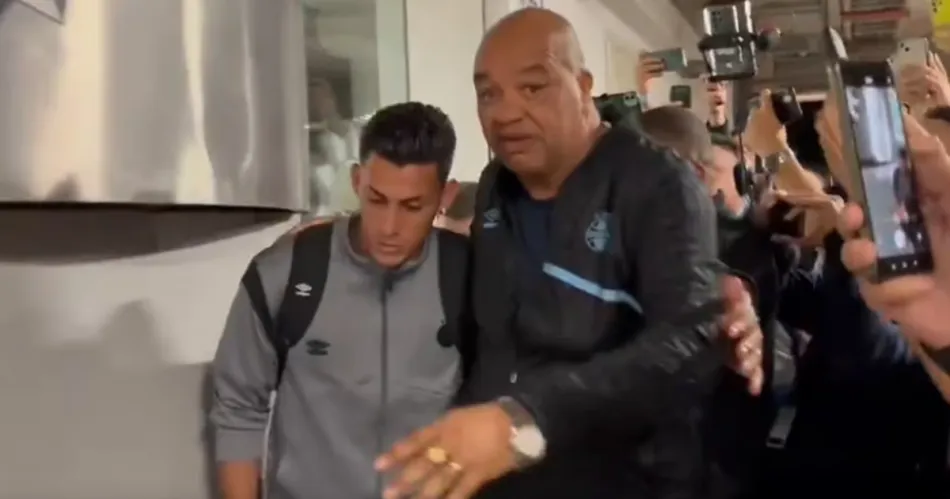 escándalo exjugador Boca Brasil