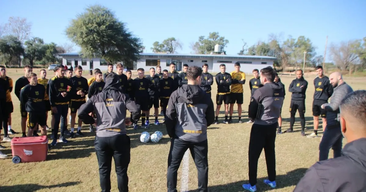 Mitre renovado 8 de Abril